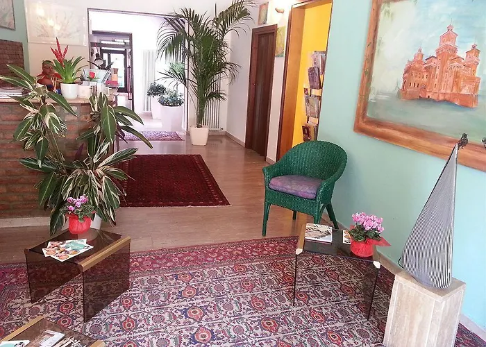 San Paolo فندق فيرّارا