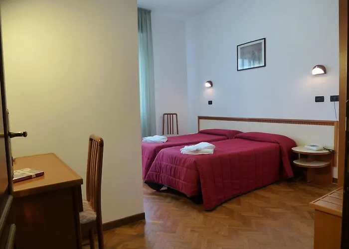 San Paolo فندق فيرّارا