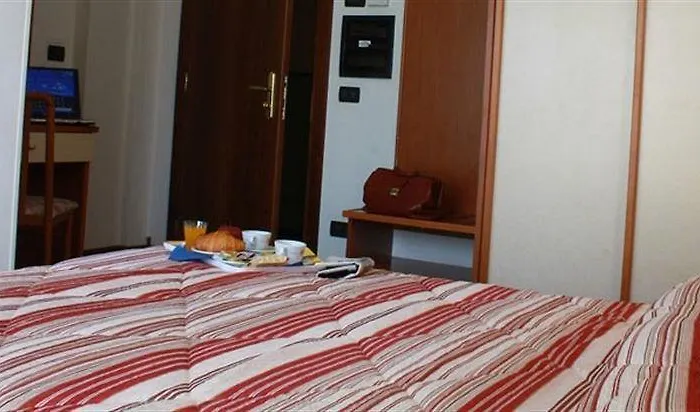 Hotel San Paolo Ferrara